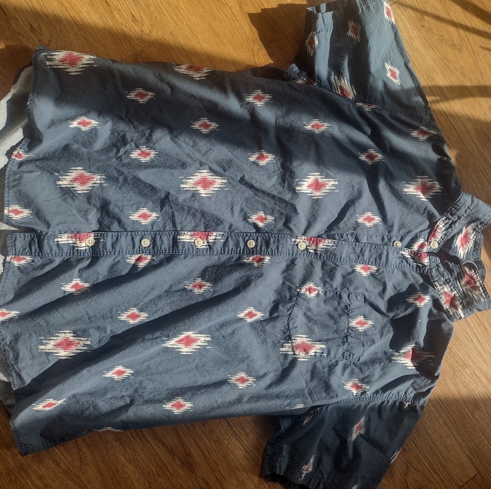 Pattern Short Sleeve Button Down